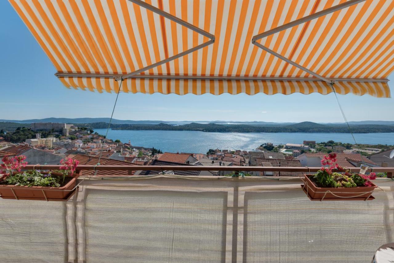 Lara Apartment Šibenik Eksteriør bilde