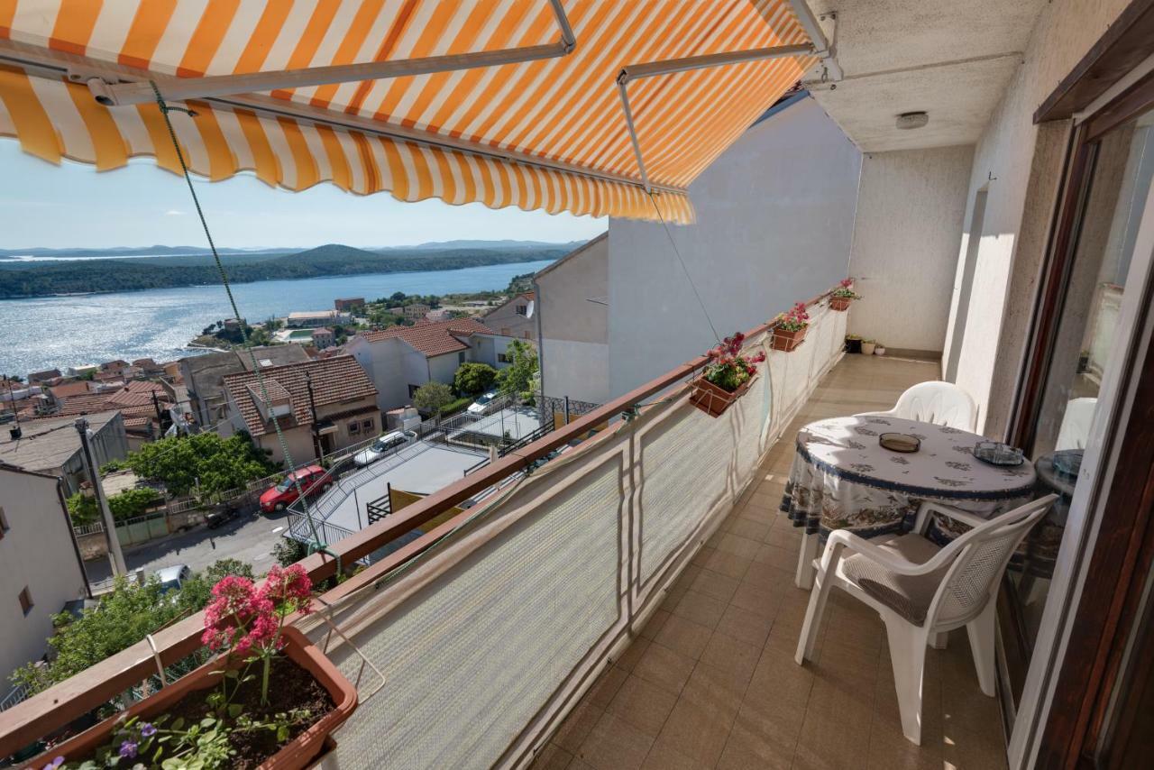 Lara Apartment Šibenik Eksteriør bilde
